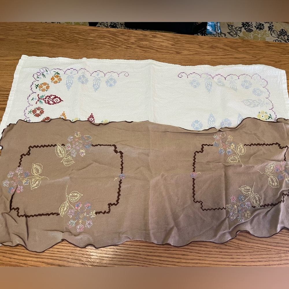 Handmade embroidered Table runners Floral Vtg Lot of 2